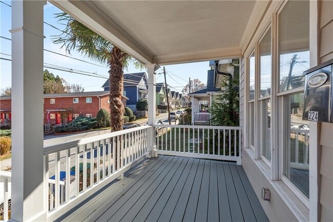 Building Photo - 224 Lampkin St NE