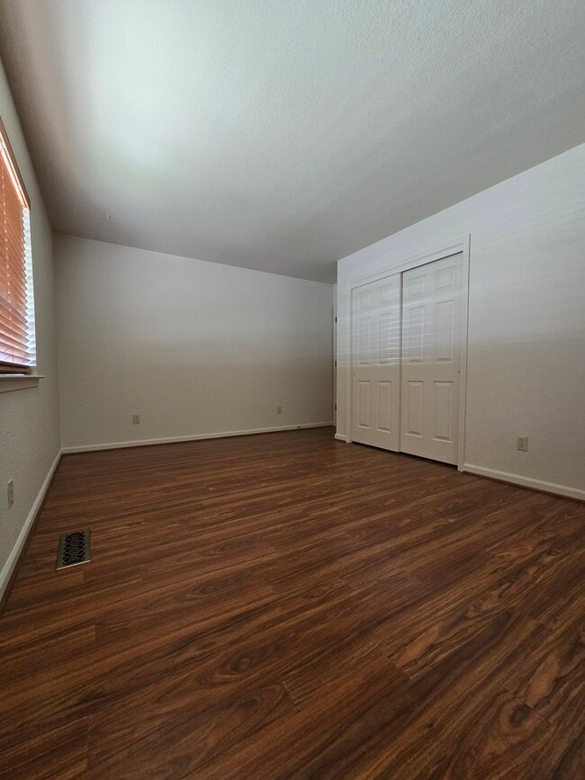 Building Photo - 1769 Heather Cir