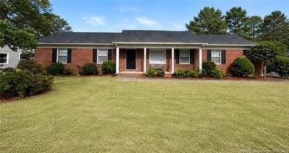 Building Photo - 5959 Rehoboth Rd