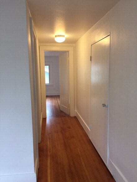 Building Photo - 2351 SE 51st Ave