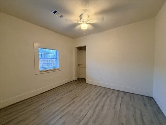 Building Photo - 3014 Rosalie St