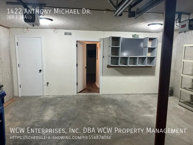 Building Photo - 1422 Anthony Michael Dr
