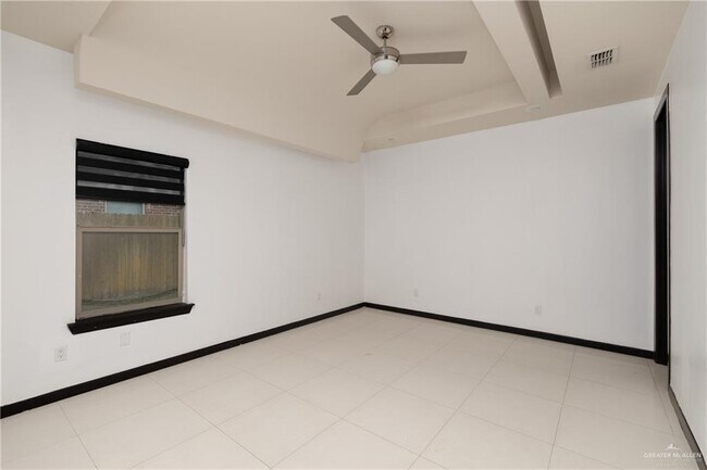 Building Photo - 16 N 47th St