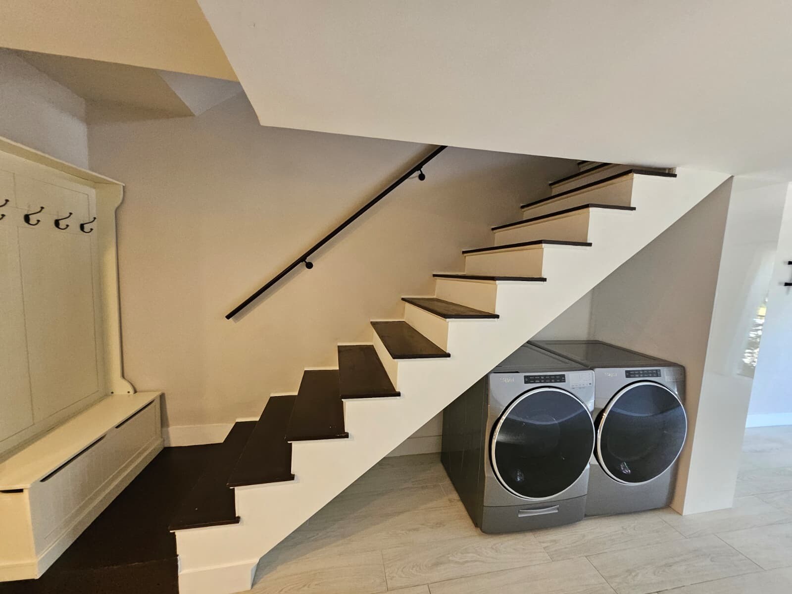 Building Photo - 6707 N Kendall Dr