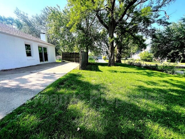 Building Photo - 1702 N 63rd St