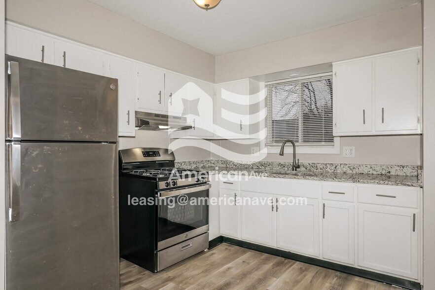 Building Photo - 4053 Arquette Dr