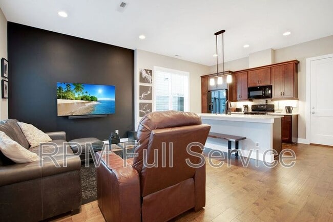 Building Photo - 508 Vernon Cir