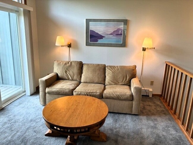 Building Photo - Winter Seasonal Rental- Buffalo Ridge G106