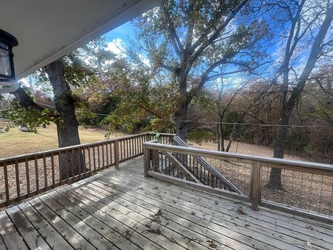 Building Photo - 695 Passover Rd