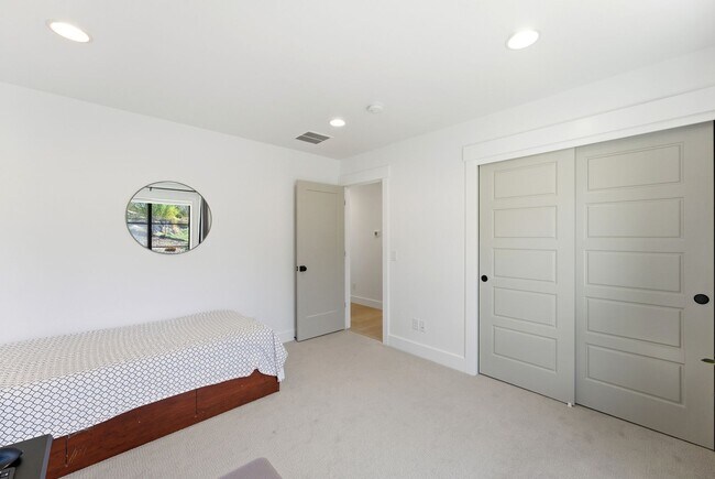 Building Photo - 11716 Meeks Ct