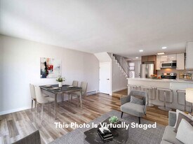 Building Photo - CitiZen Beach Collection on Manhattan