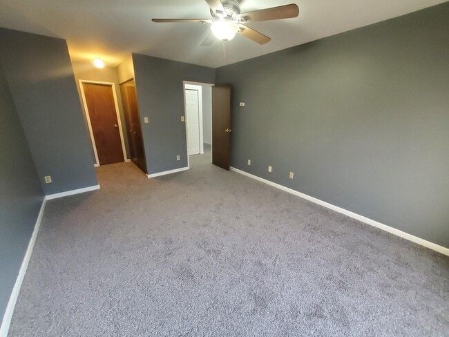 Building Photo - 48 Muirfield Dr