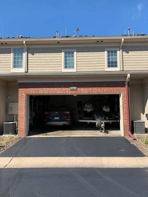 Building Photo - 11775 Vermillion St NE