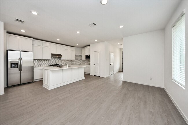 Building Photo - 6314 Orchid Bch Dr