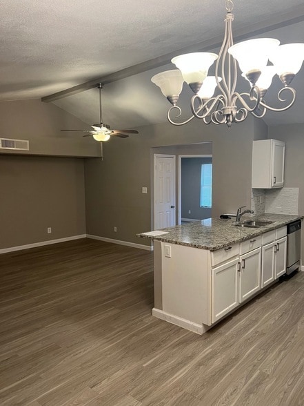 Building Photo - 9451 Gonzales Dr