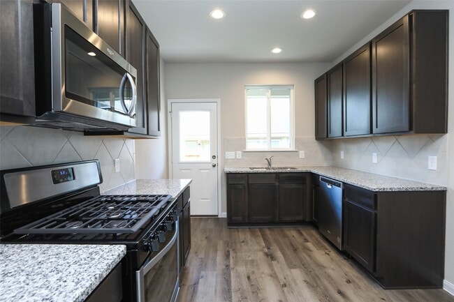 Building Photo - 2528 Westslope Dr