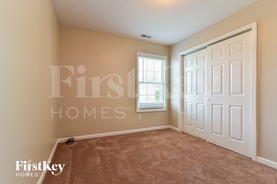 Building Photo - 535 Murphy Ln