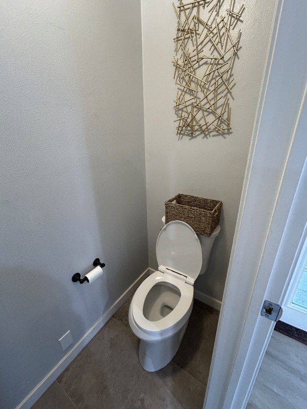 Building Photo - 2407 Duportail St