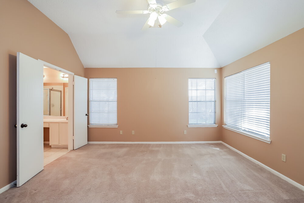 Building Photo - 4910 Stone Harbor Dr