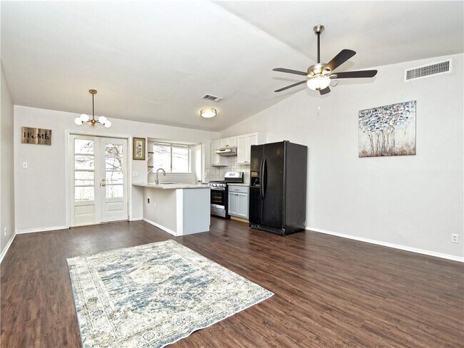 Building Photo - 9405 Quail Meadow Dr
