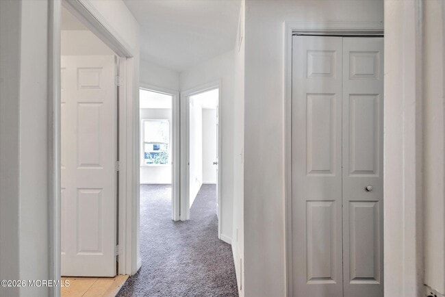 Building Photo - 6 Esplanade Way