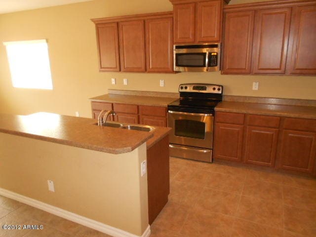 Building Photo - Call For Showing Appointment 4805992545