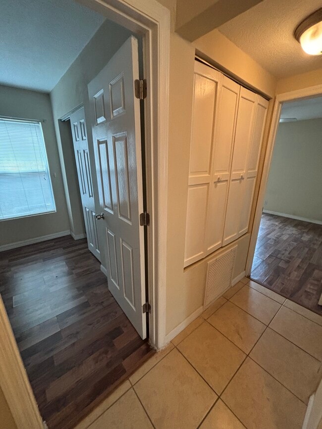 2nd and 3rd bedroom - 700 Pennsylvania Ave