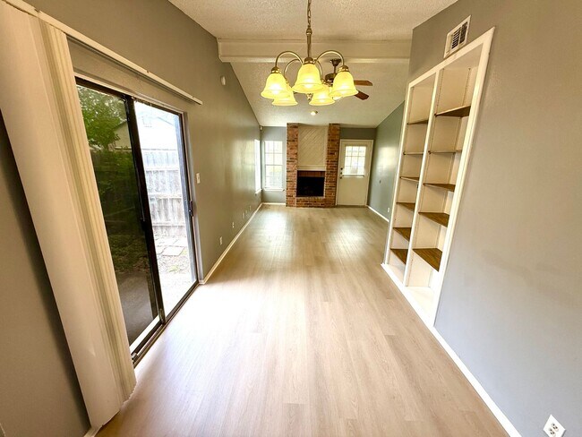 Building Photo - 5310 Gawain Dr