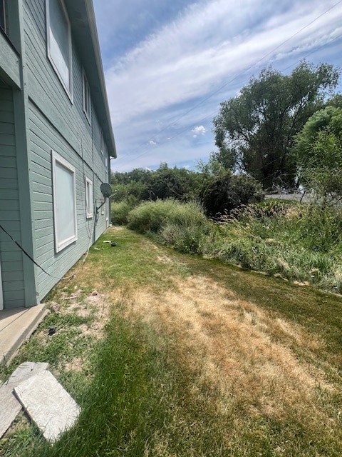 Building Photo - 2 bed 1 bath near NNU and close to downtow...