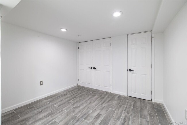 Building Photo - 5 Prospect St