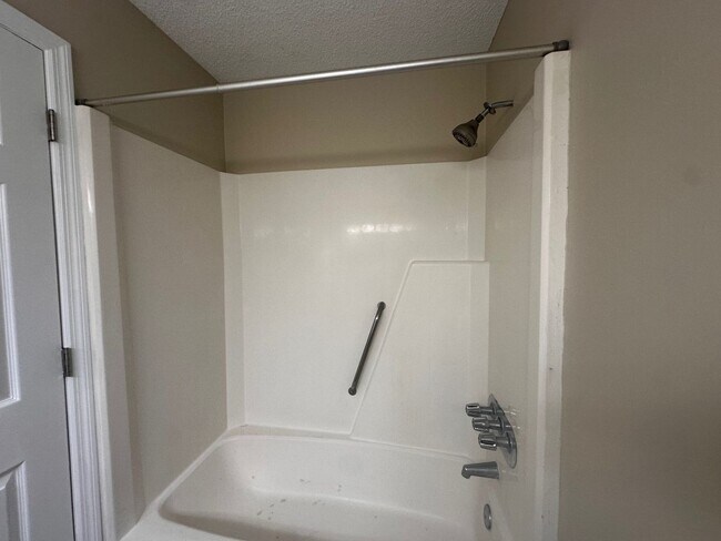 Building Photo - 797 Timber Way Court