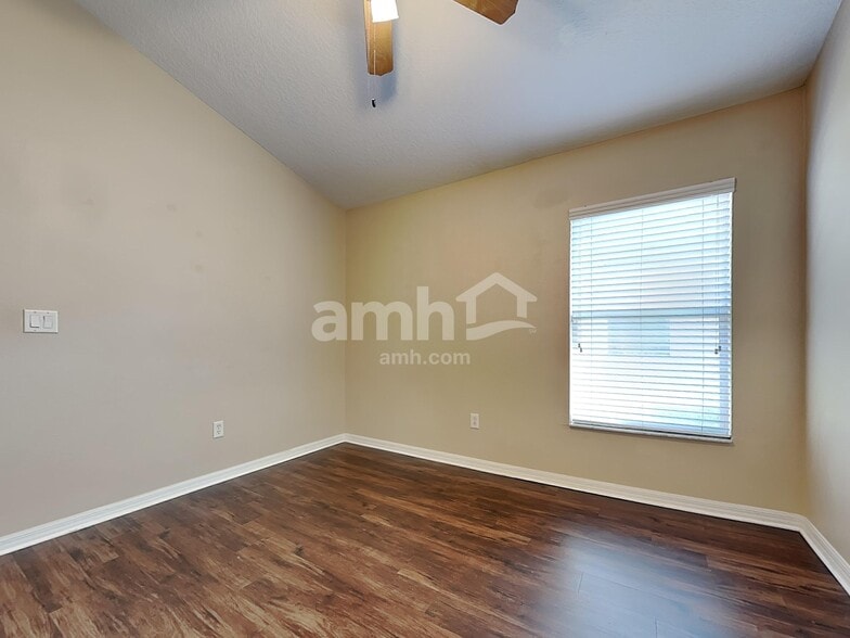 Building Photo - 1304 Emerald Hill Way