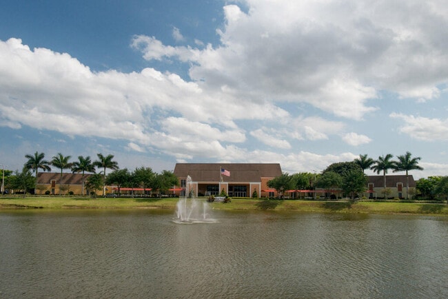 Building Photo - 659 Brittany Ct