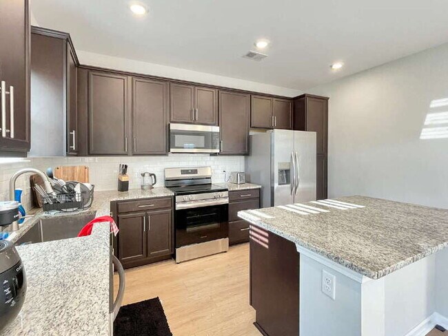 Building Photo - 44 Jazz Dr