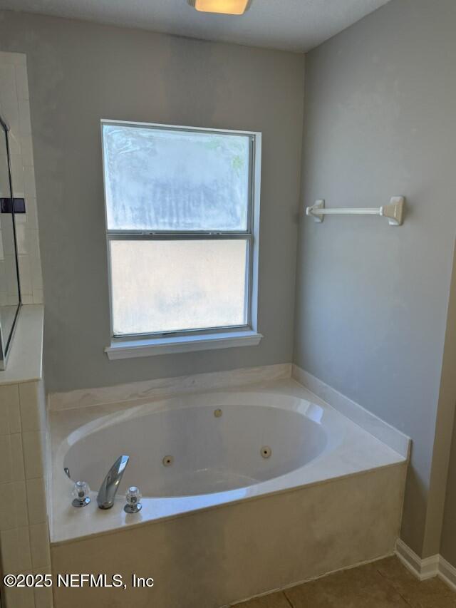 Building Photo - 14014 Summer Breeze Dr