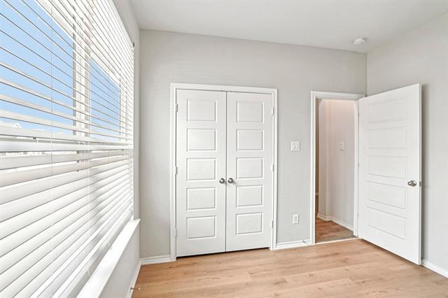 Building Photo - 9000 HUXLEY Dr