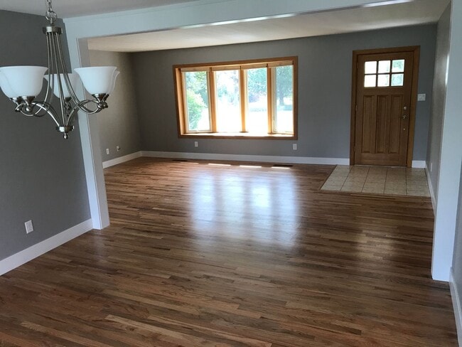 Building Photo - 1412 Patton St