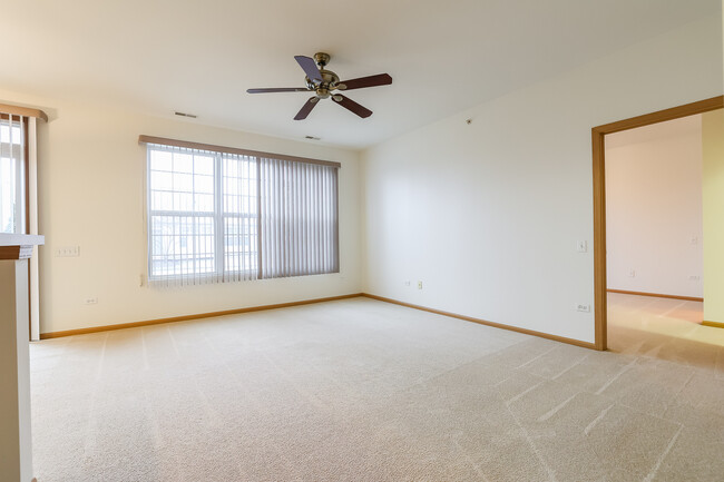 Building Photo - 13386 Red Alder Ave