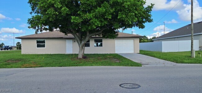 Primary Photo - 1024 NE 16th Pl