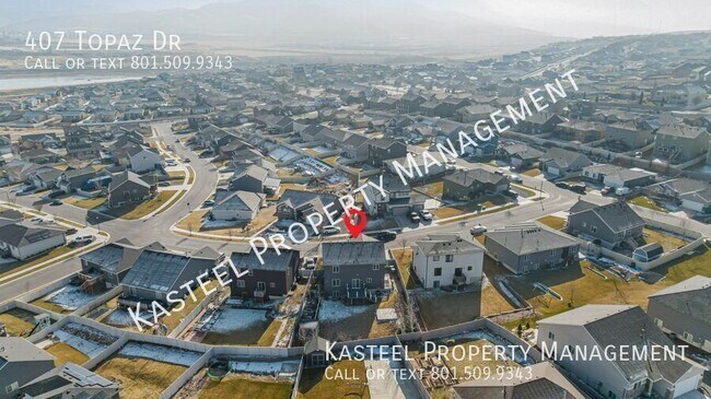 Building Photo - 407 Topaz Dr