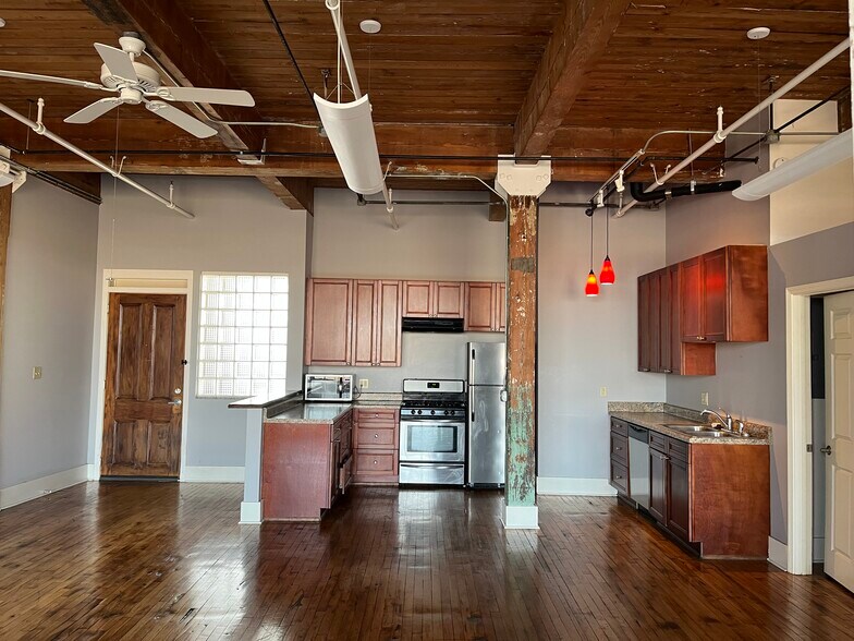736 Dickies Lofts 736 S President St Jackson MS 39201 Apartment Finder