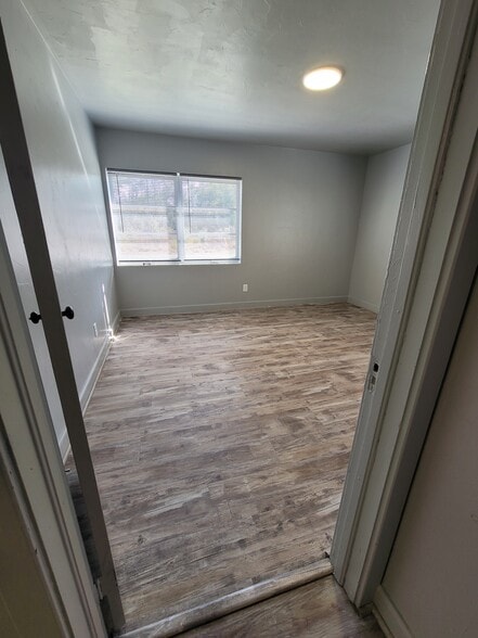 Building Photo - 5321 NE 29th St