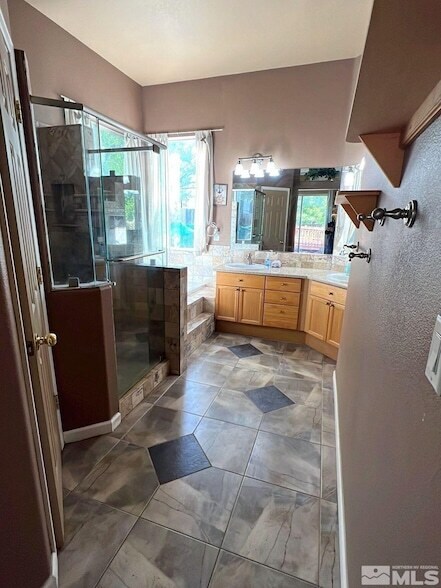 Building Photo - 3340 Sansol Ct