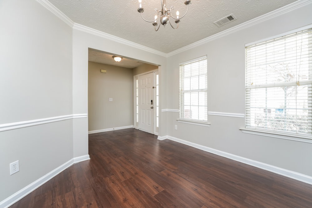 Building Photo - 1805 Neighborhood Walk