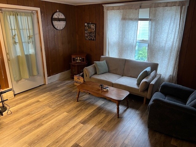 Building Photo - 23 Myrtle St