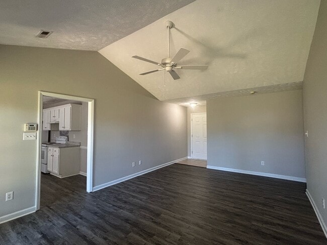 Building Photo - 3808 Raider Ct