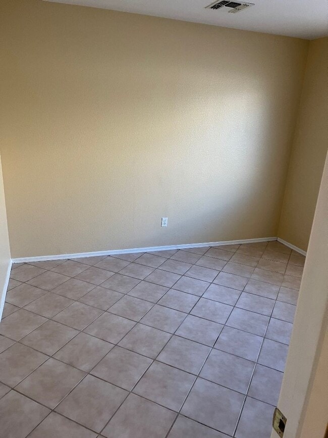 Building Photo - 13225 W Desert Ln