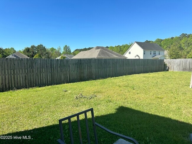 Building Photo - 805 Fort Sumter Way