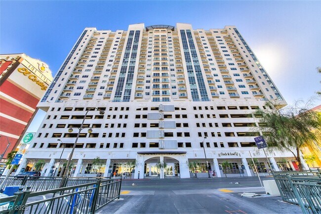 Building Photo - 150 S Las Vegas Blvd