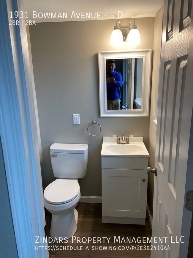 Building Photo - 1931 N Bowman Ave